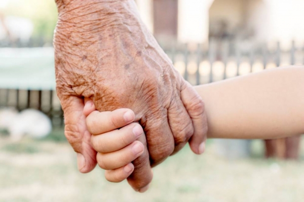 I NONNI MATERNI E PATERNI HANNO DIRITTO AL LAVORO AGILE PER ACCUDIRE I NIPOTI?